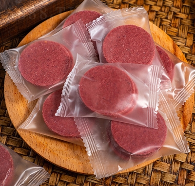 �������bɣ��ɽ�Ƭ