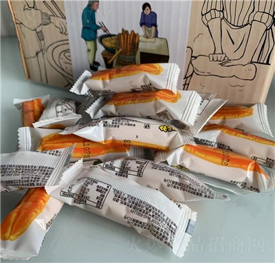 ��ʳ��һ��С�͗l�ִ����y(t��ng)�׹����׾��������k����С�����e��ɢ�b