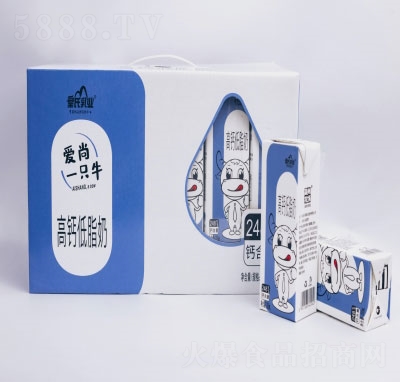 ��ɭ��I(y��)��(��i)��һֻţ���}��֬��