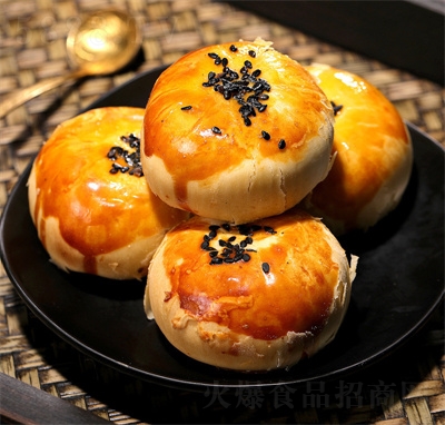 �����cѩ���ﵰ�S�ւ��y(t��ng)��Ʒ���c�W(w��ng)�t���e��ʳС��